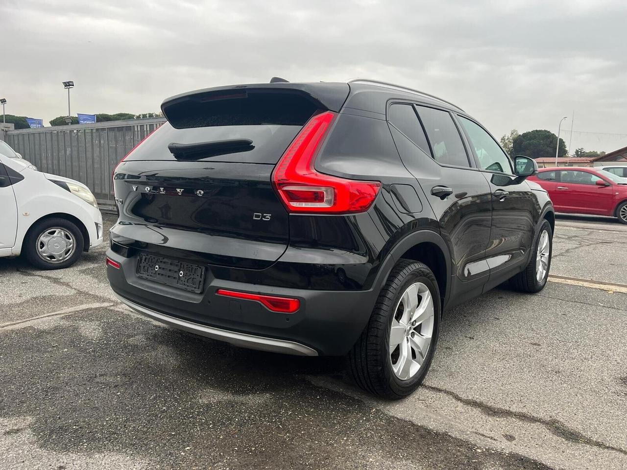 Volvo XC40 D3 AWD Geartronic Momentum