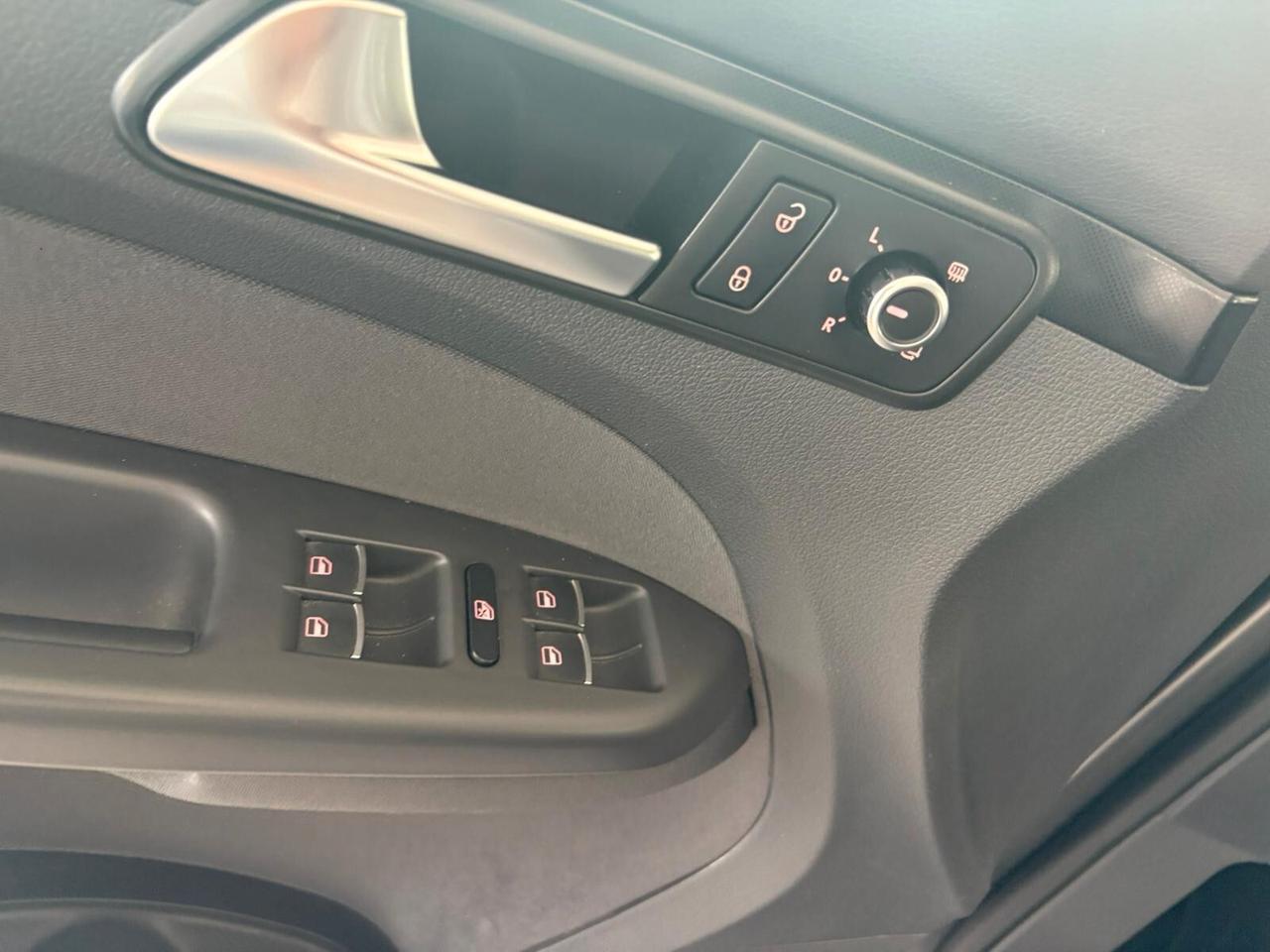 Volkswagen Touran Business 1.4 DSG Highline EcoFuel