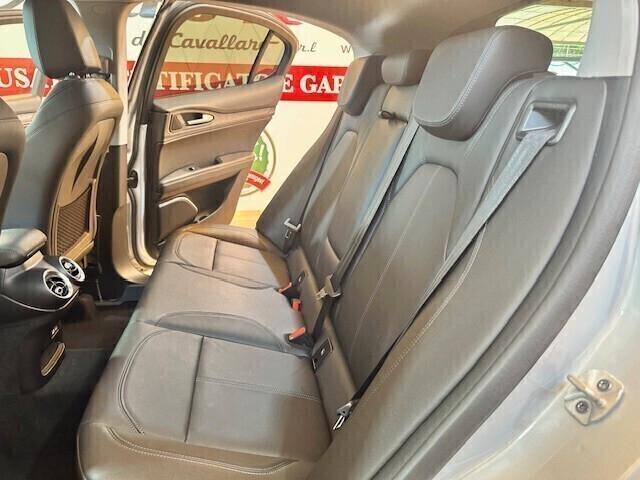 Alfa Romeo Stelvio 2.2 Turbodiesel 160 CV AT8 RWD Business