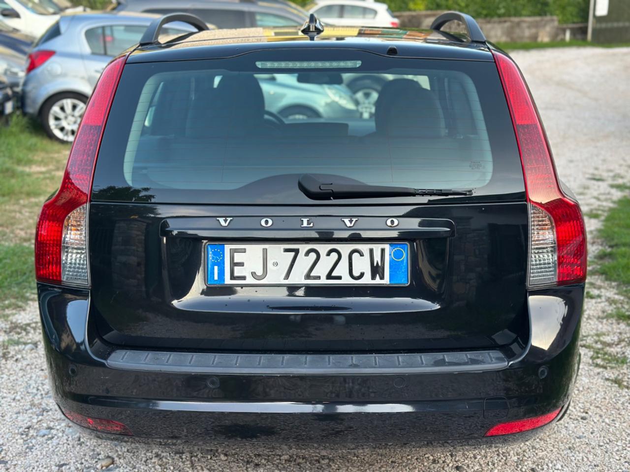 Volvo V50 D2 POLAR UNICOPR KMCERT