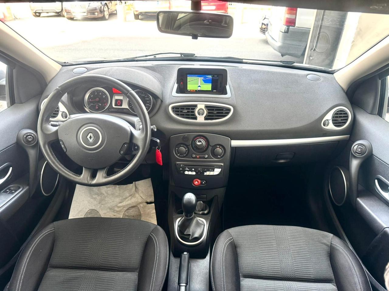 Renault Clio 1.2 16V 5 porte Dynamique