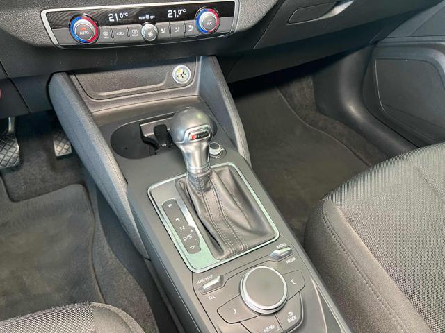 AUDI Q2 35 TDI quattro S tronic Business