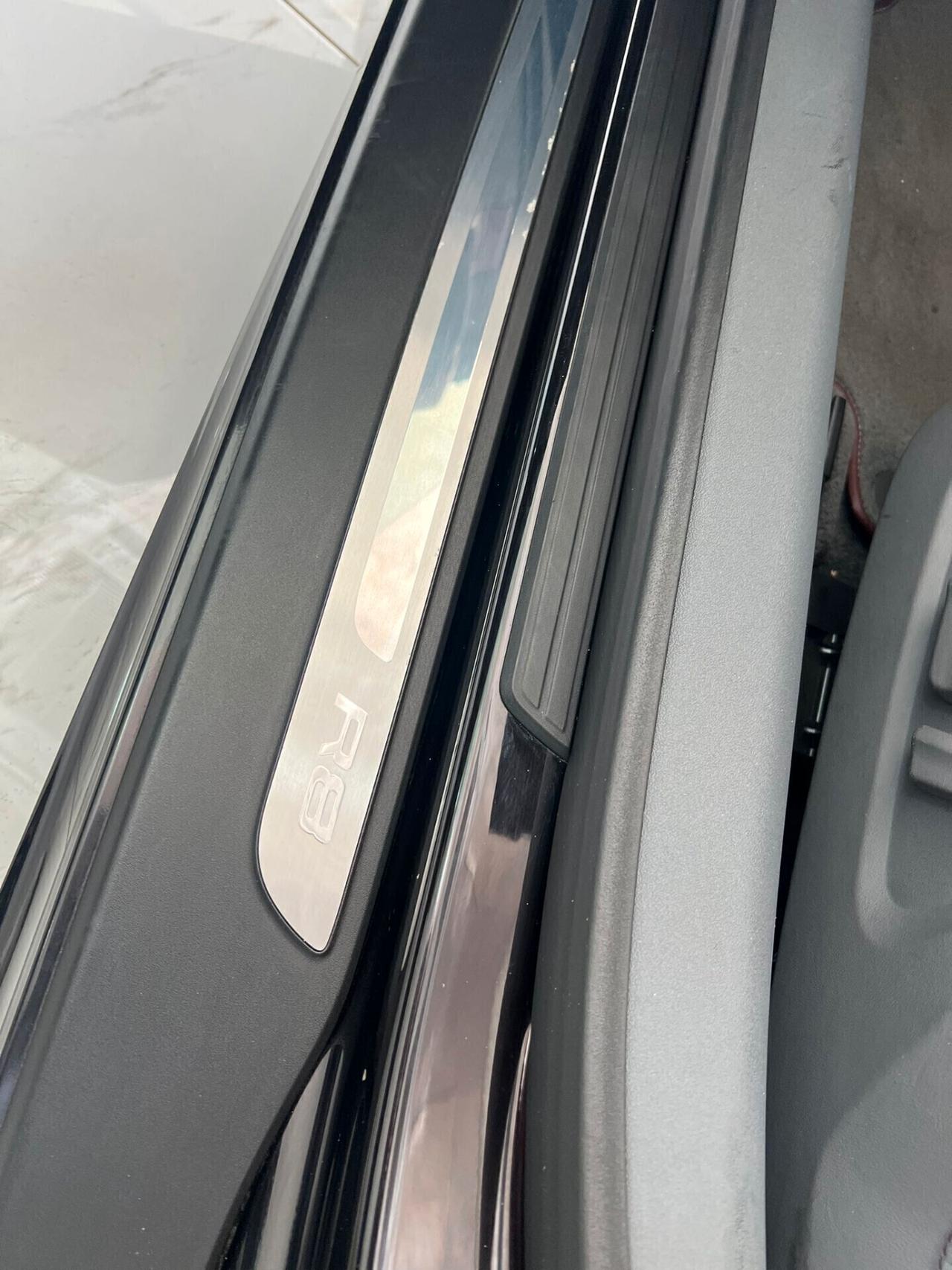 NUOVA AUDI R8 5.2 V10 FSI 525CV QUATTRO R-TRONIC CABRIO IDENTITY BLACK