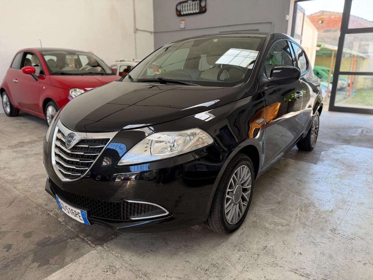 Lancia Ypsilon 1.2 Platinum