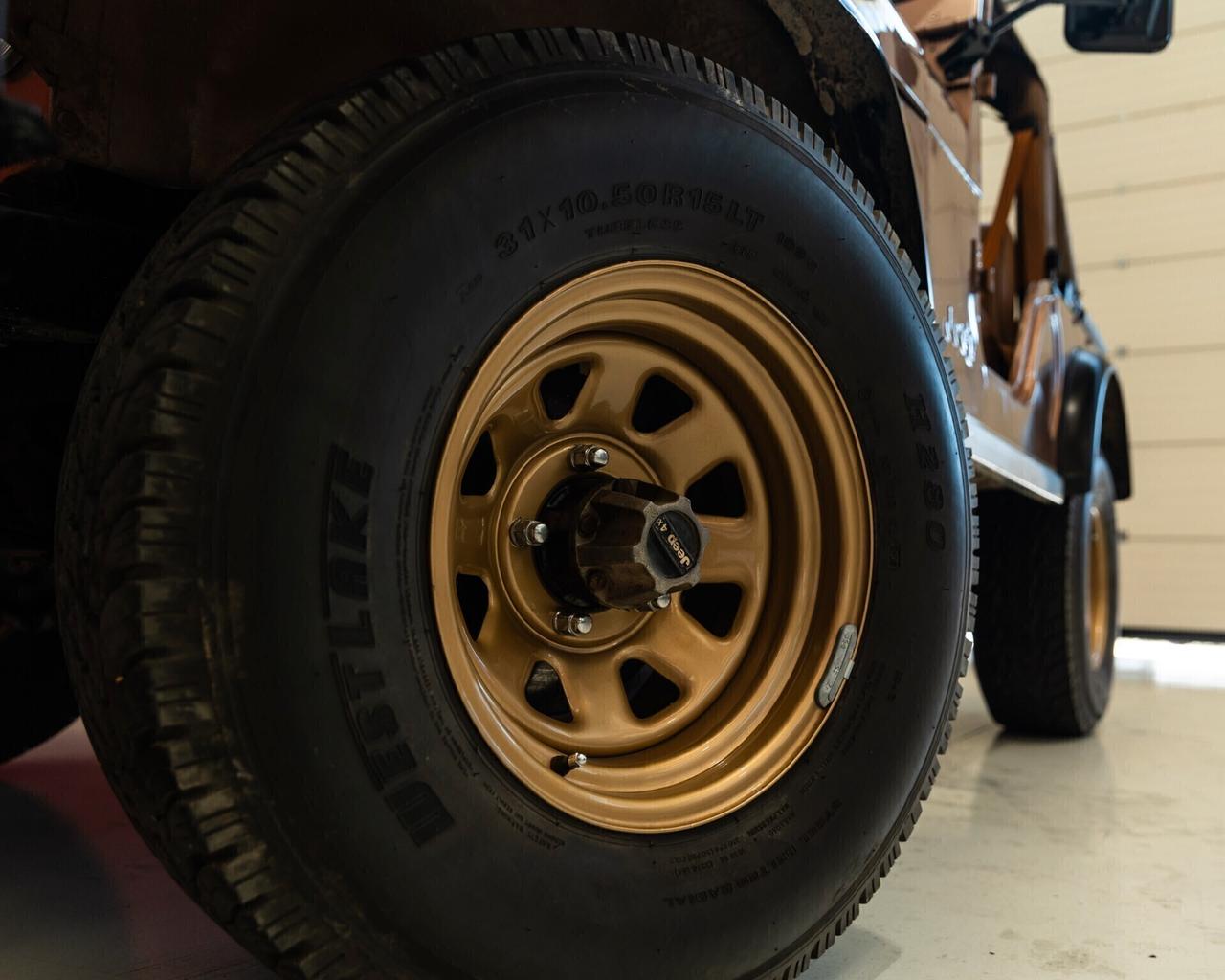 CJ-5 Golden Eagle V8 304 del 1979