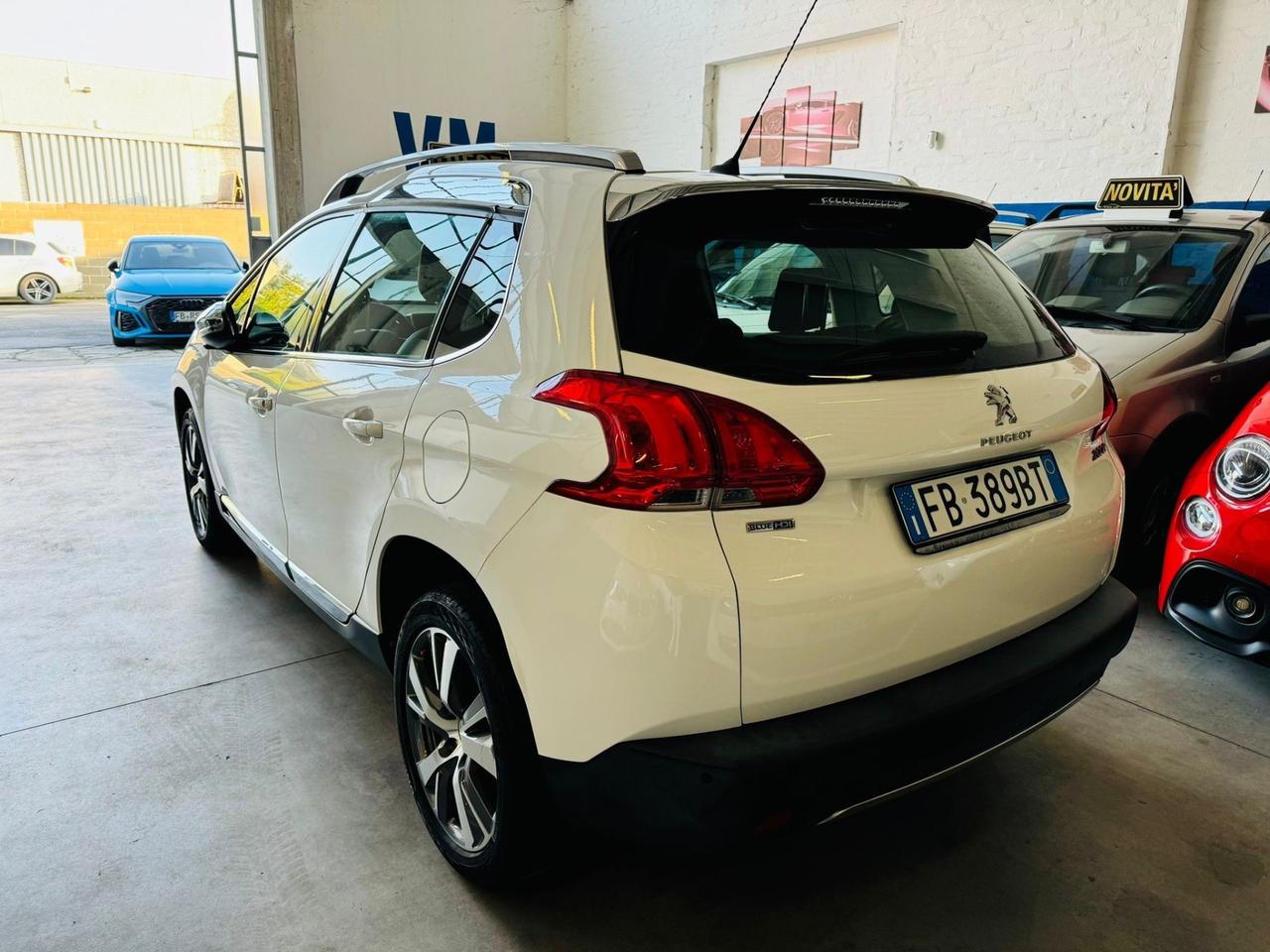 Peugeot 2008 BlueHDi 100 Black Matt