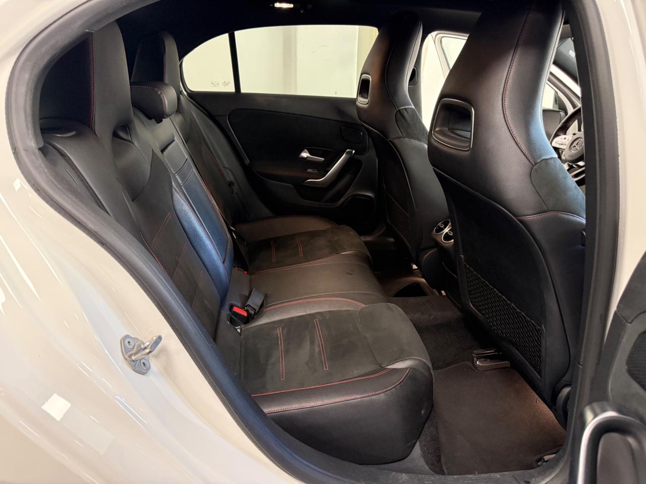 Mercedes-benz A 180 d Premium AMG LINE