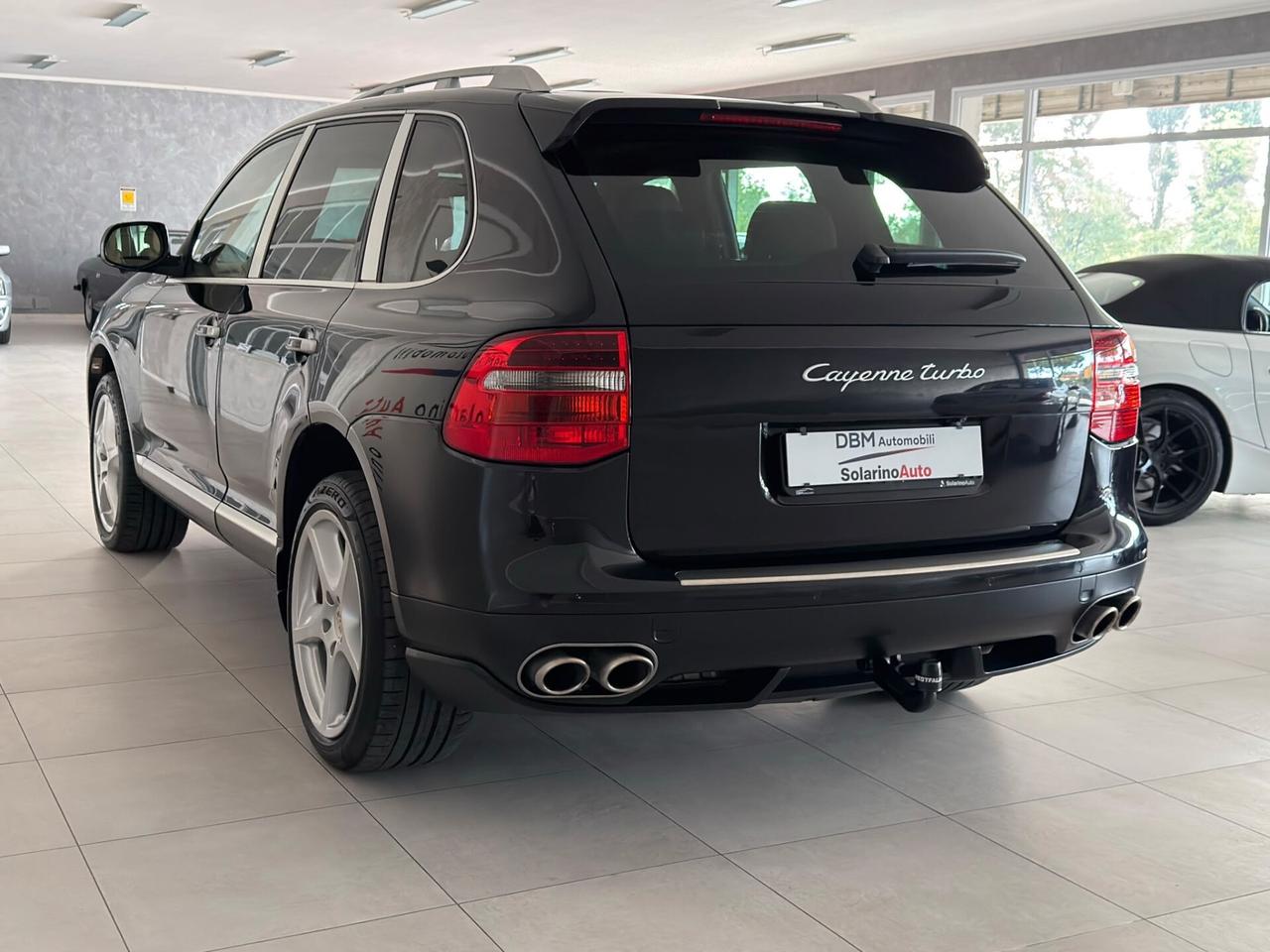 Porsche Cayenne 4.8 Turbo