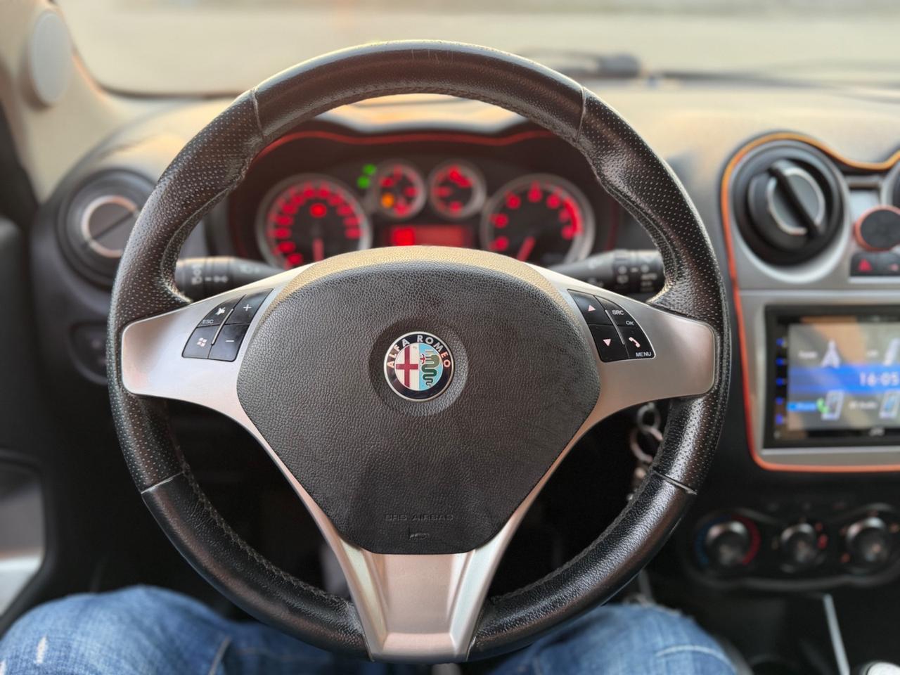 Alfa Romeo MiTo 1.4 78 CV Distinctive Sport Pack