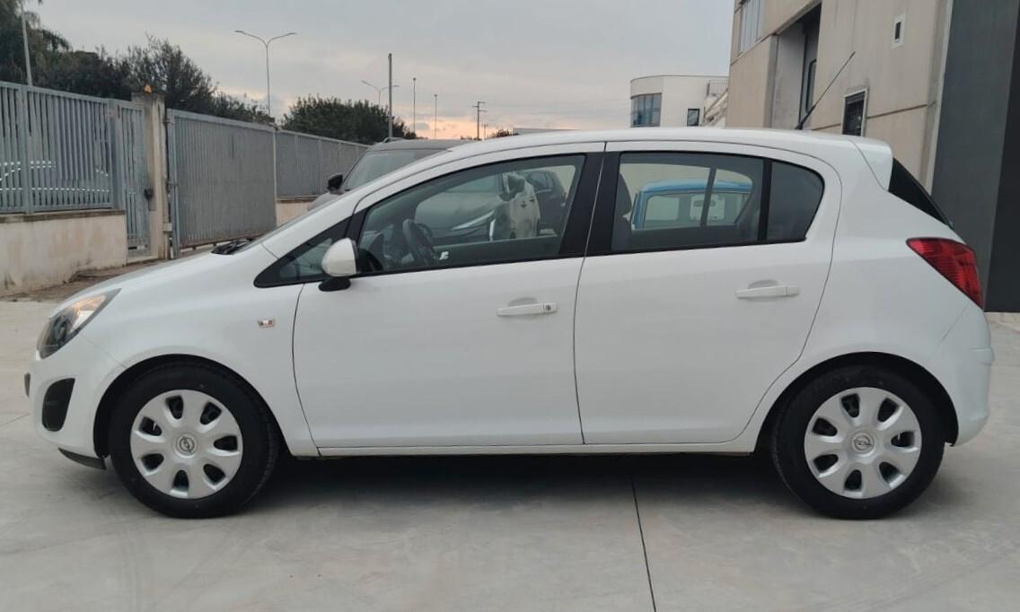 Opel Corsa 1.2 85CV 5 porte GPL