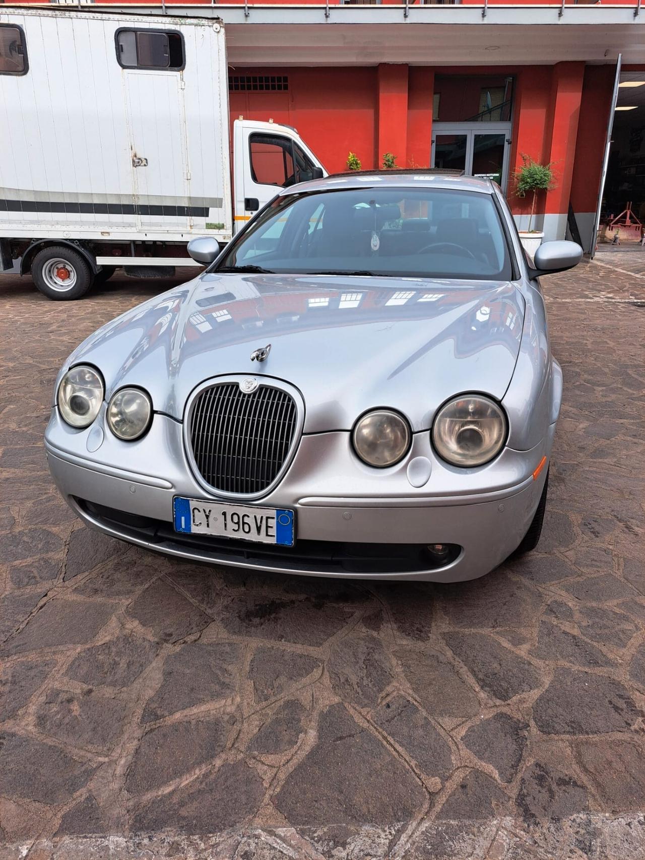 Jaguar S-Type 2.7 V6