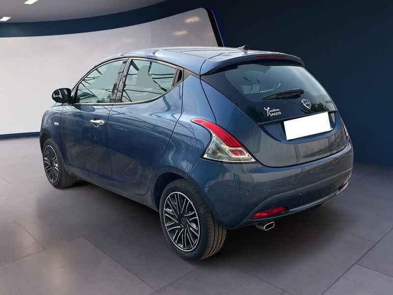 Lancia Ypsilon III 2021 1.0 firefly hybrid Gold s&s 70cv