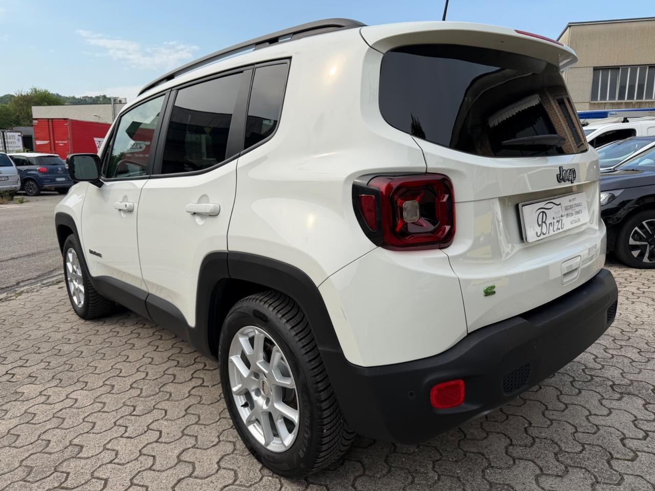 Jeep Renegade 1.5 Turbo T4 MHEV Limited FARI LED