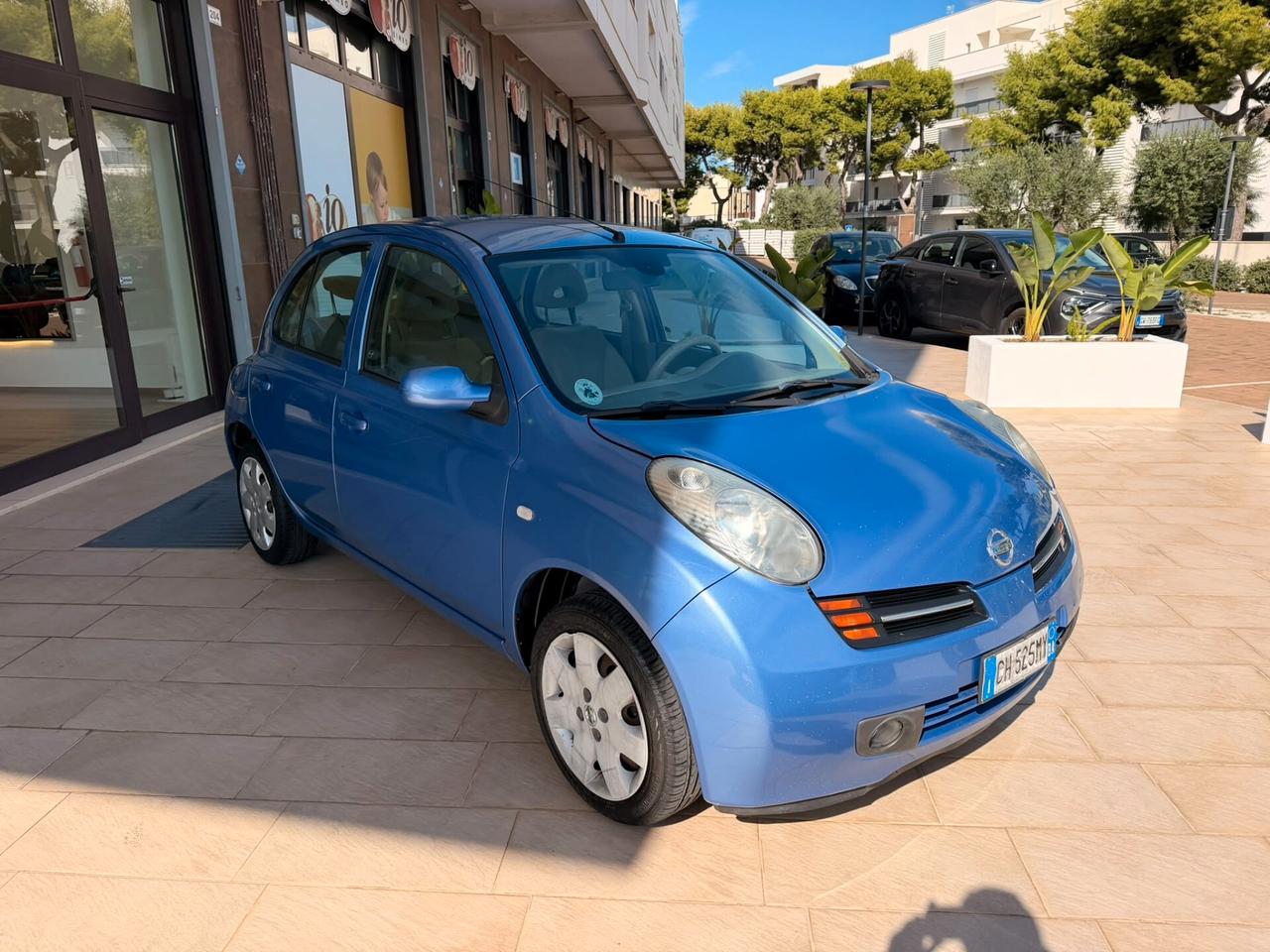 Nissan Micra 1.2 16V 5 porte Visia