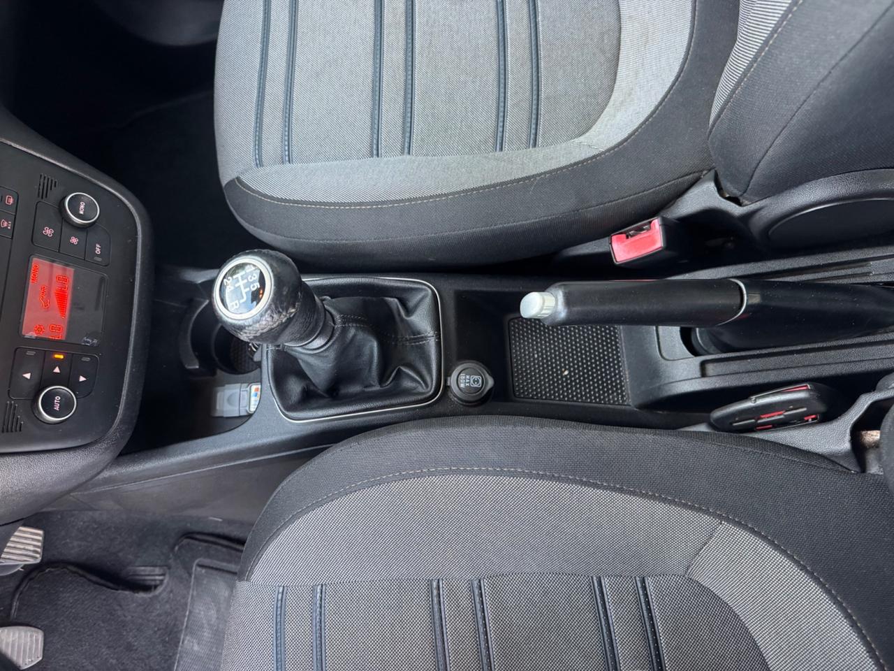 Fiat Punto Evo 1.4 5 porte Active GPL