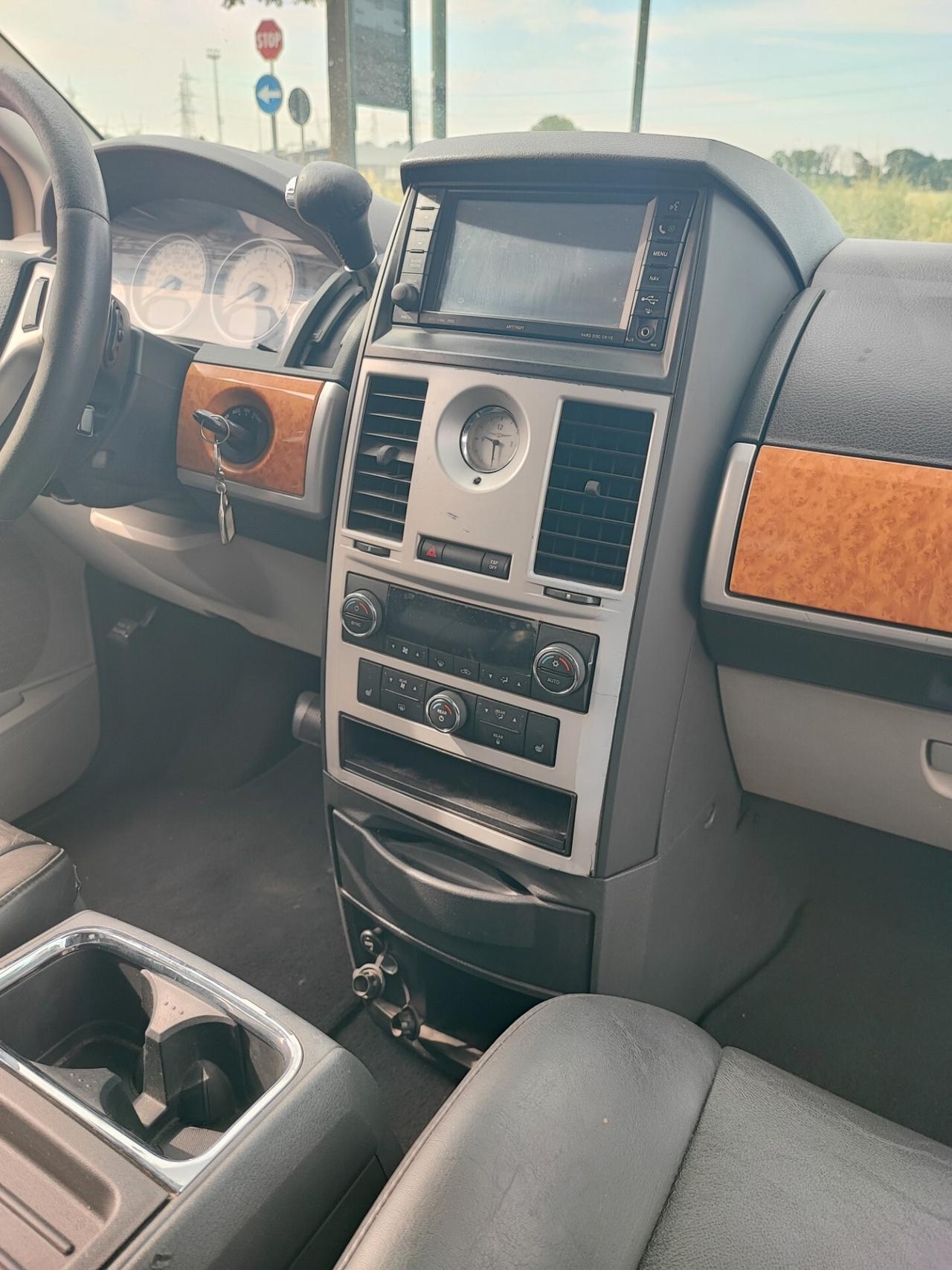 Chrysler Voyager Grand 2.8 CRD DPF Limited