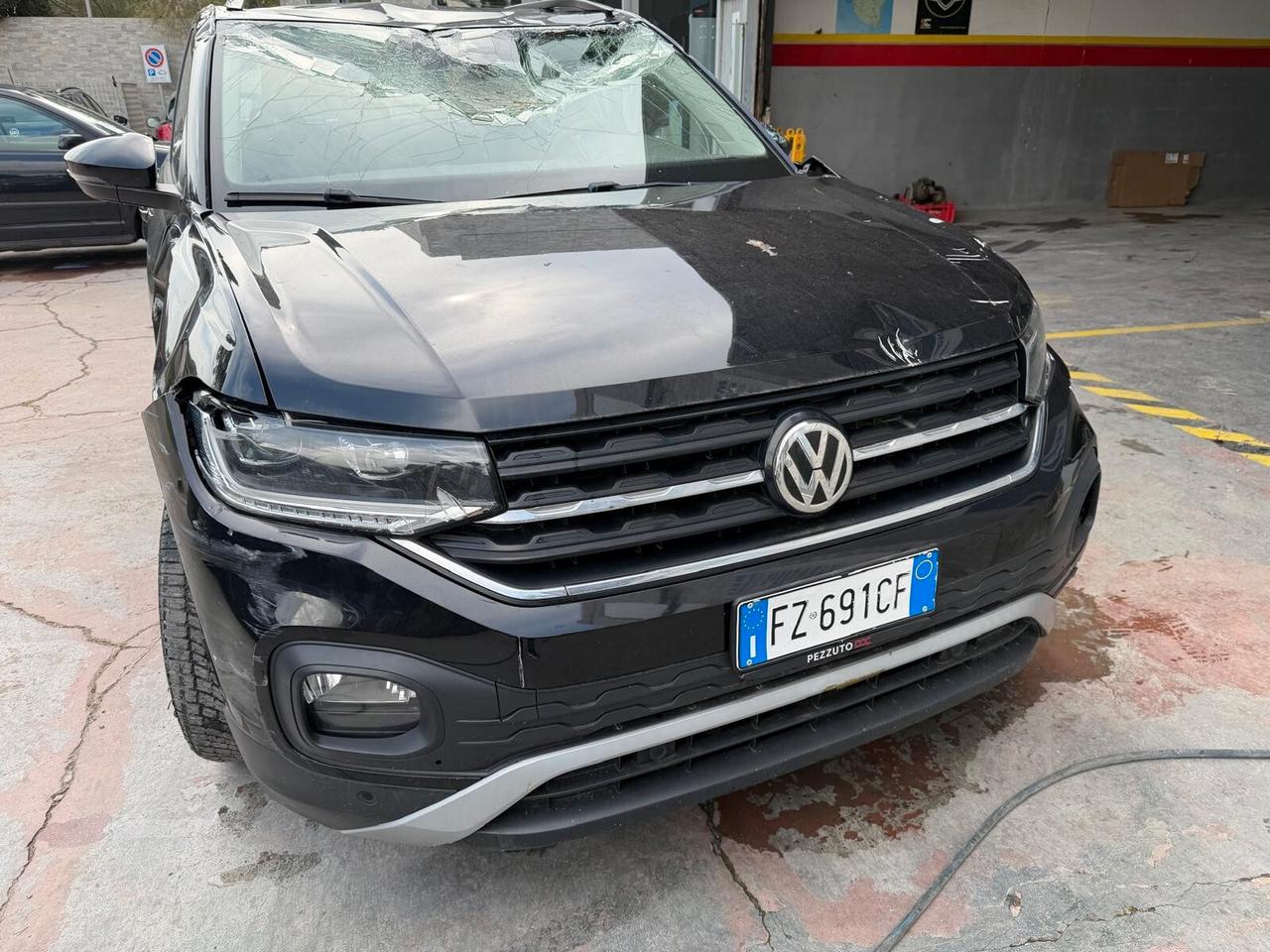 Volkswagen T-Cross 1.0 TSI 115 CV - benz - 2020