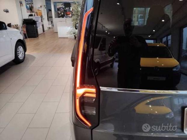 Volkswagen Caddy 2.0 TDI 122 CV DSG STYLE km zero