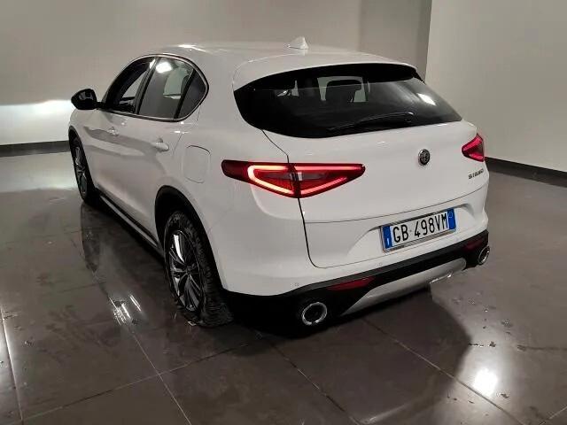 Alfa Romeo Stelvio 2.2 Turbodiesel 160 CV AT8 RWD Business