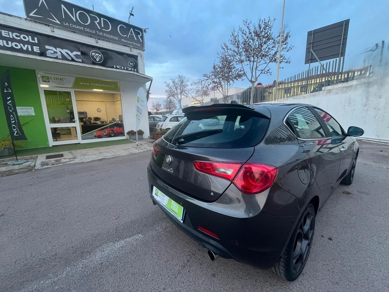 Alfa Romeo Giulietta 2.0 JTDm-2 140 CV Distinctive