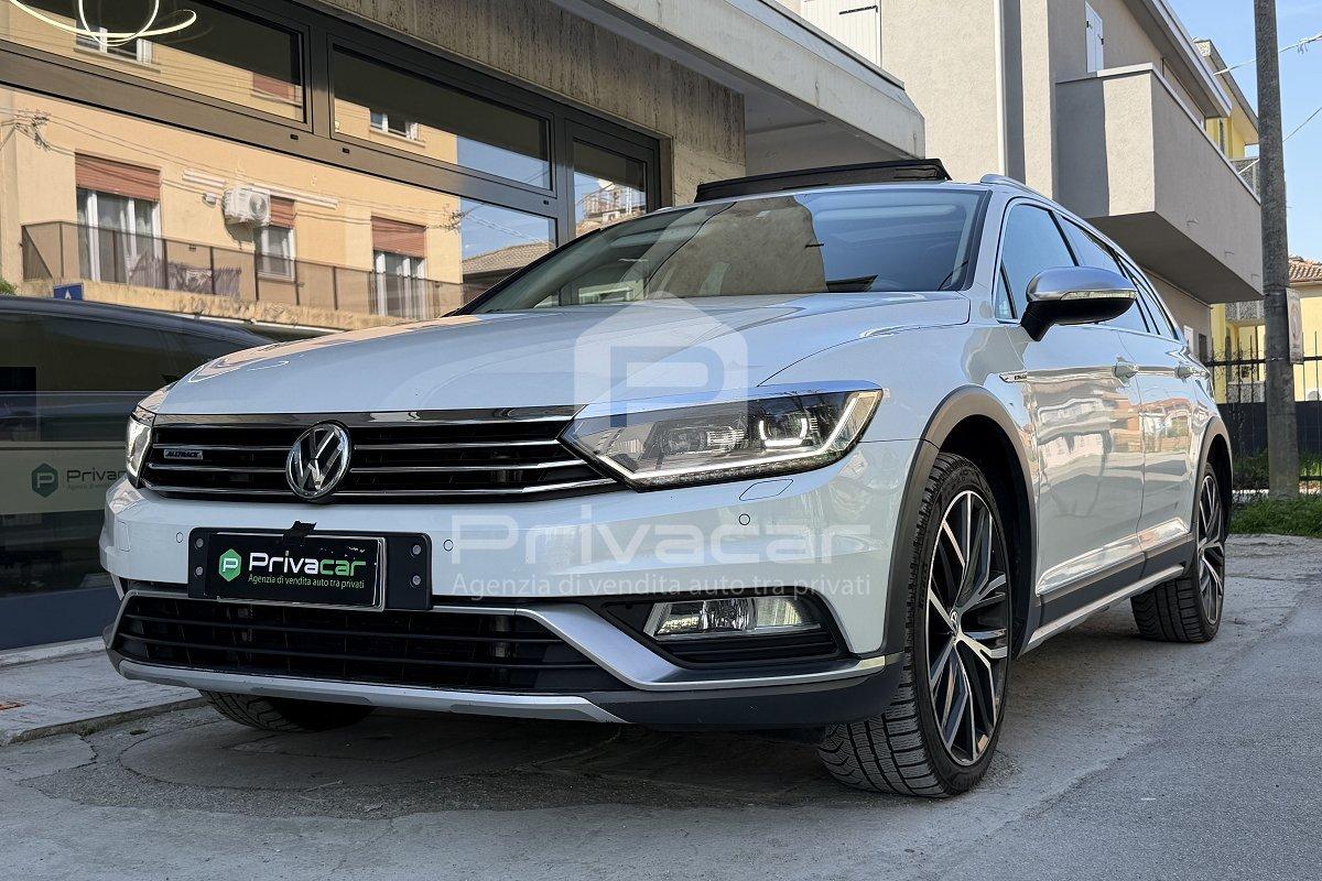 VOLKSWAGEN Passat Business Alltrack 2.0 BiTDI 240 CV 4MOT DSG Exec. BMT