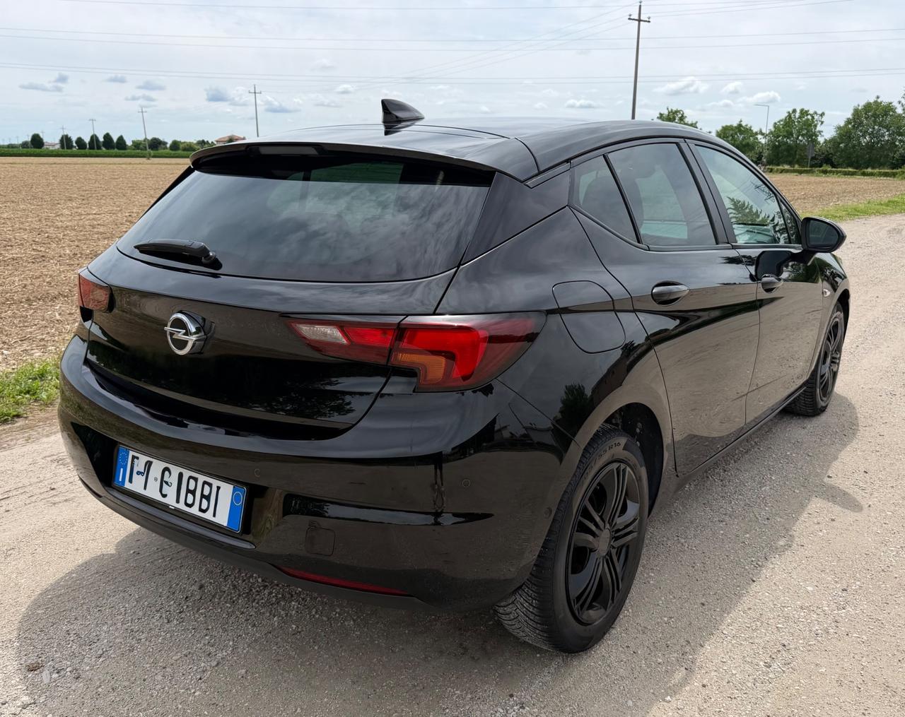 OPEL ASTRA 1.4 BENZINA S&S AUTOMATICA INNOVATiON