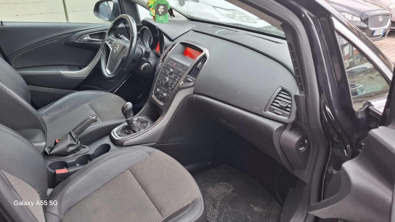 Opel Astra 1.4 Turbo 140CV 5 porte GPL Tech Cosmo