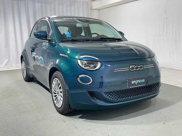Fiat 500 500e Berlina