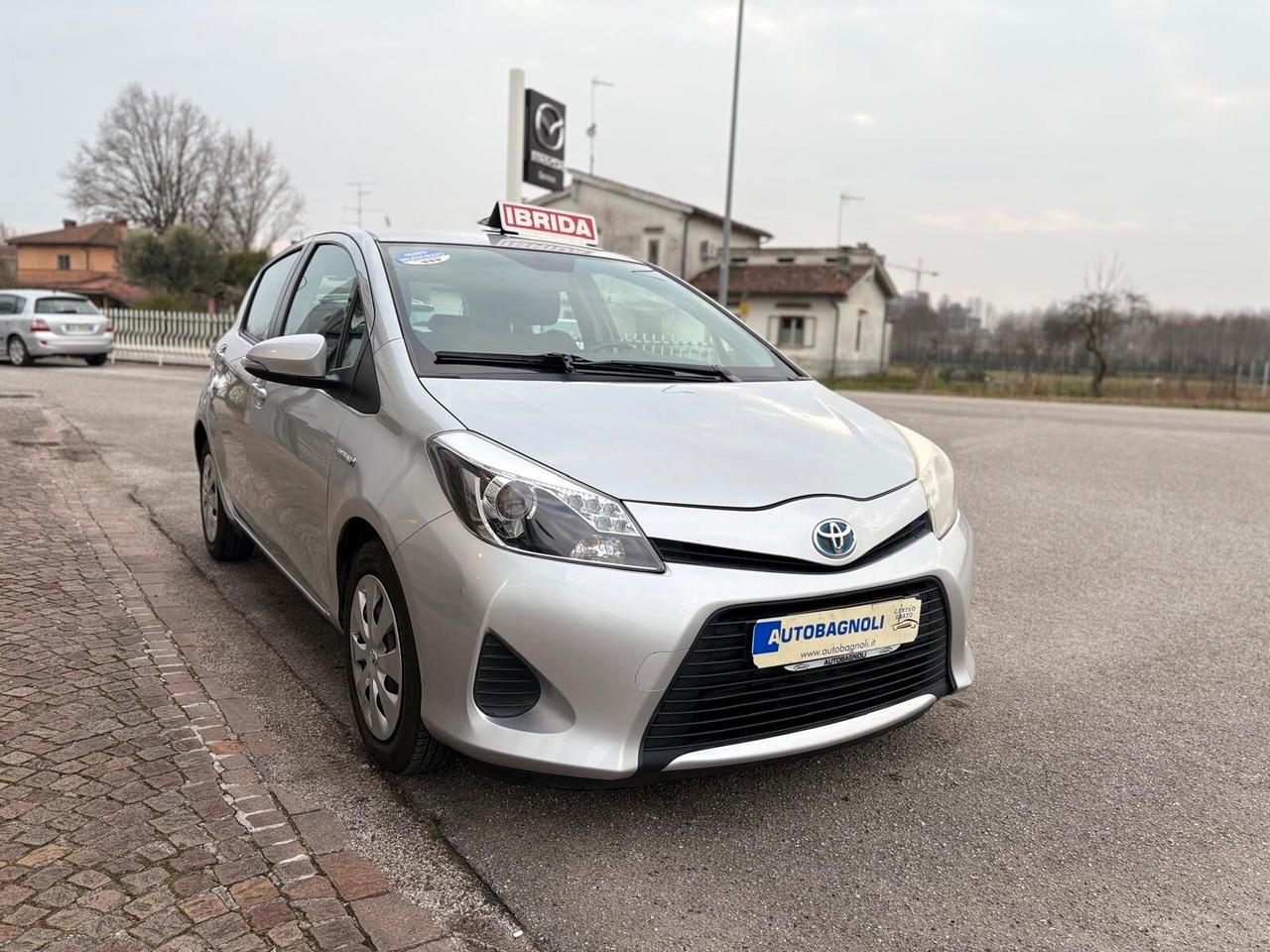 Toyota Yaris LOUNGE 1.5 Hybrid 5 porte