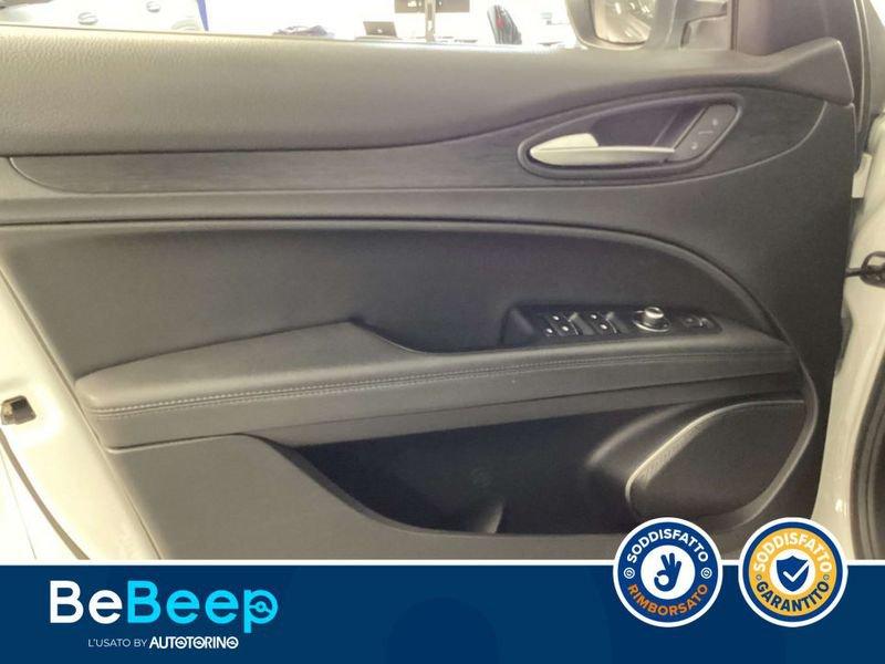 Alfa Romeo Stelvio 2.2 T BUSINESS Q4 190CV AUTO MY19
