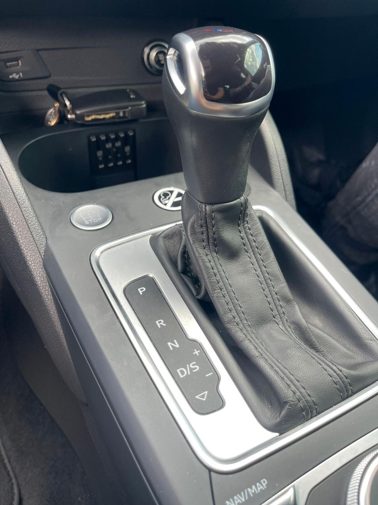 Audi Q2 40 TFSI quattro S tronic Identity Black
