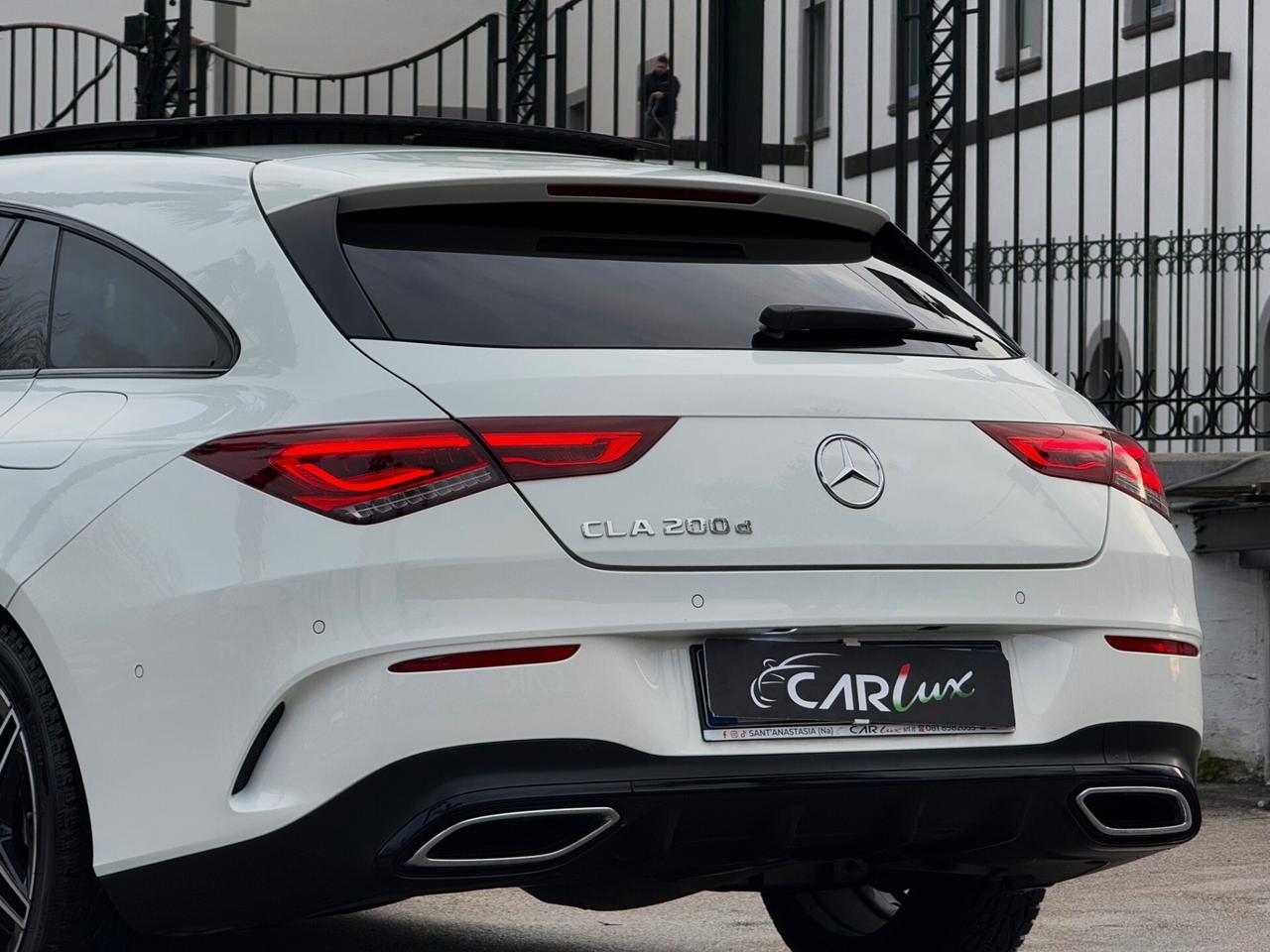 Mercedes-Benz CLA 200 d Shooting Brake Premium AMG