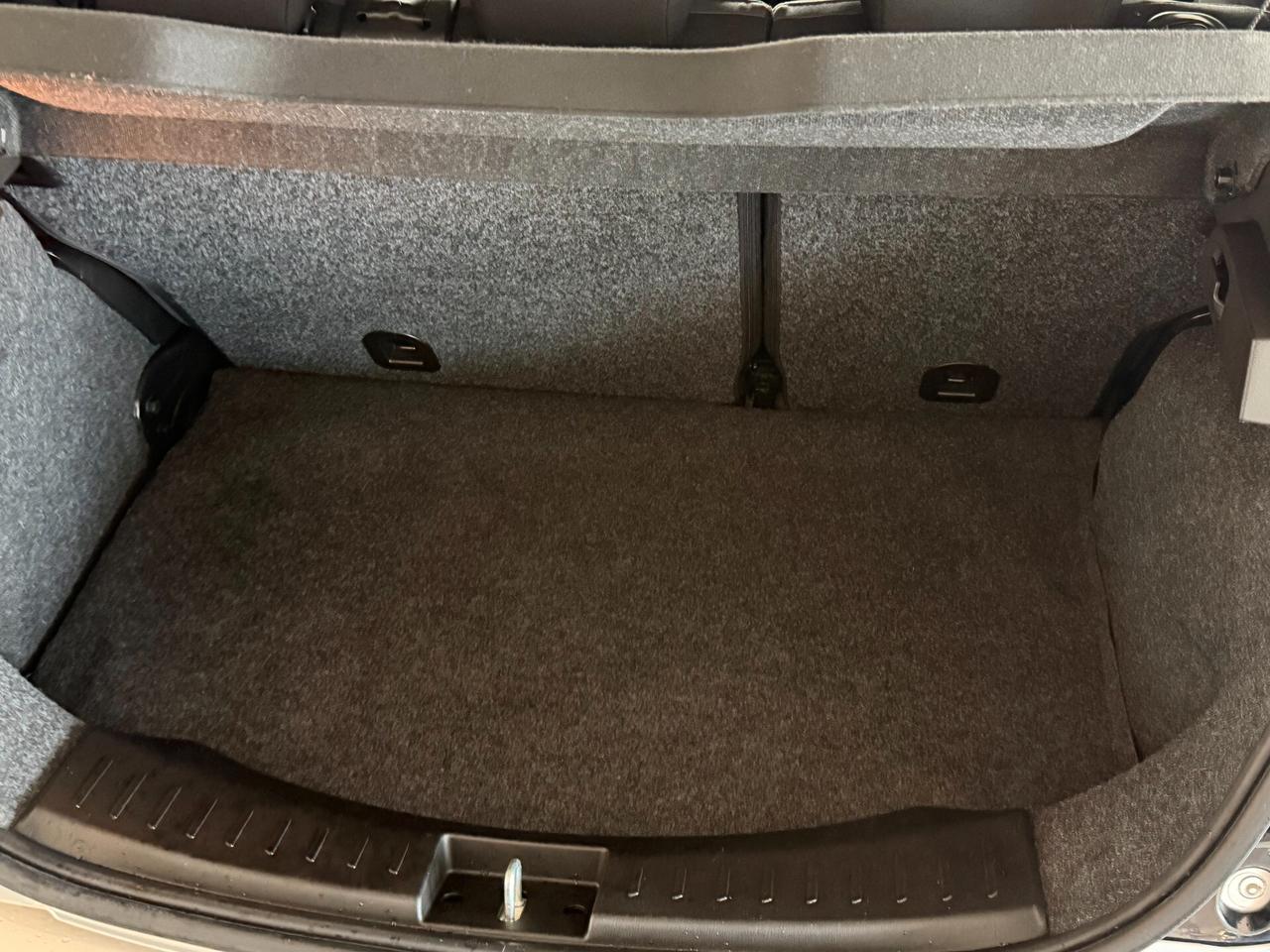 Lancia Ypsilon 1.2 69 cv. EcoChic SILVER (Imp. GPL)