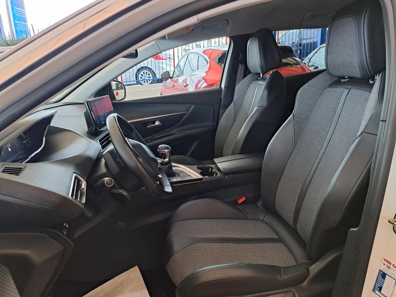 Peugeot 3008 1.5 BlueHDi 130CV S&S Allure