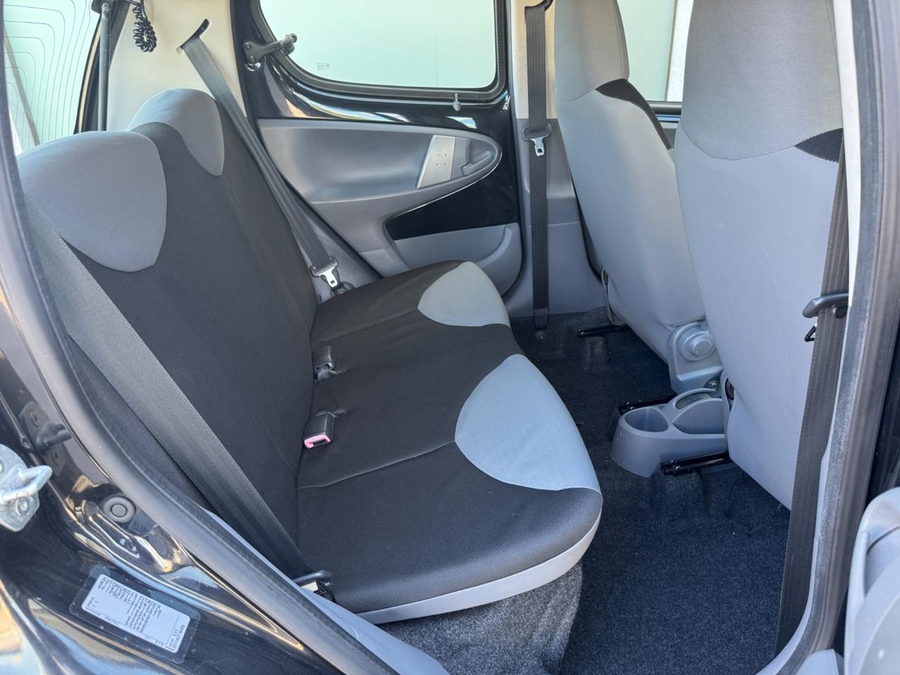 Citroen C1 1.0 5 porte 2010 neopatentati