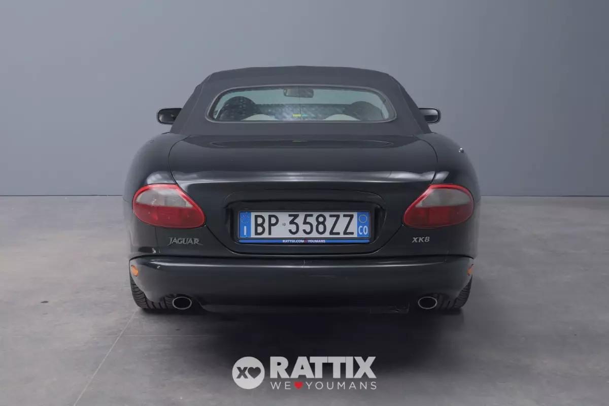 Jaguar XK8 4.0 V8 284CV Convertible