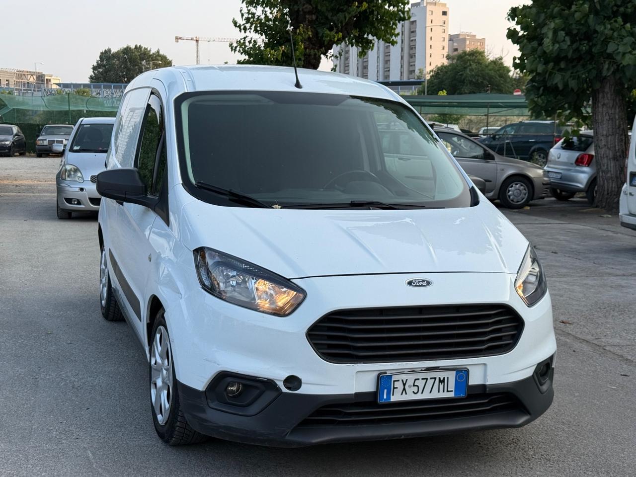 Ford Transit Courier Transit Courier 1.5 TDCi 75CV Van Trend