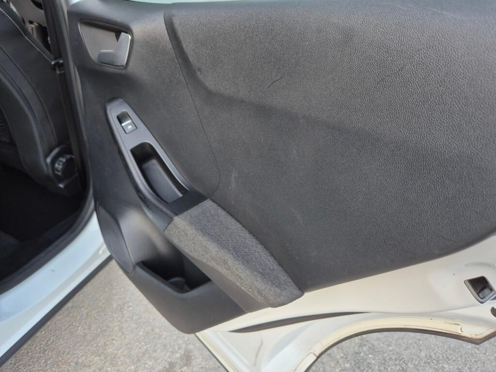 Ford Puma 1.5 DIESEL 120CV TITANIUM
