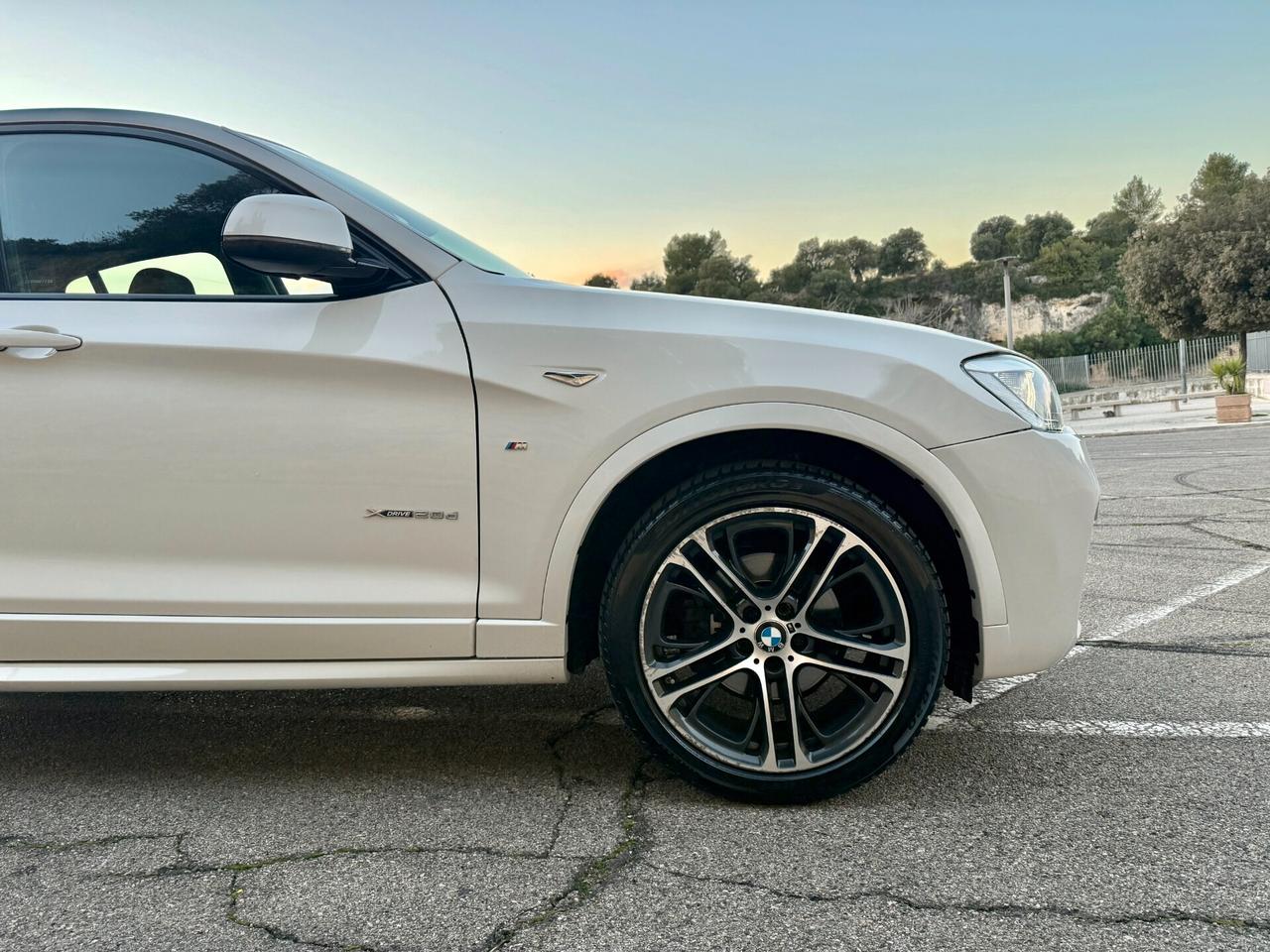 BMW X4 M-SPORT/2.0 X-Drive 190CV/CERCHI 20"/PELLE/LED