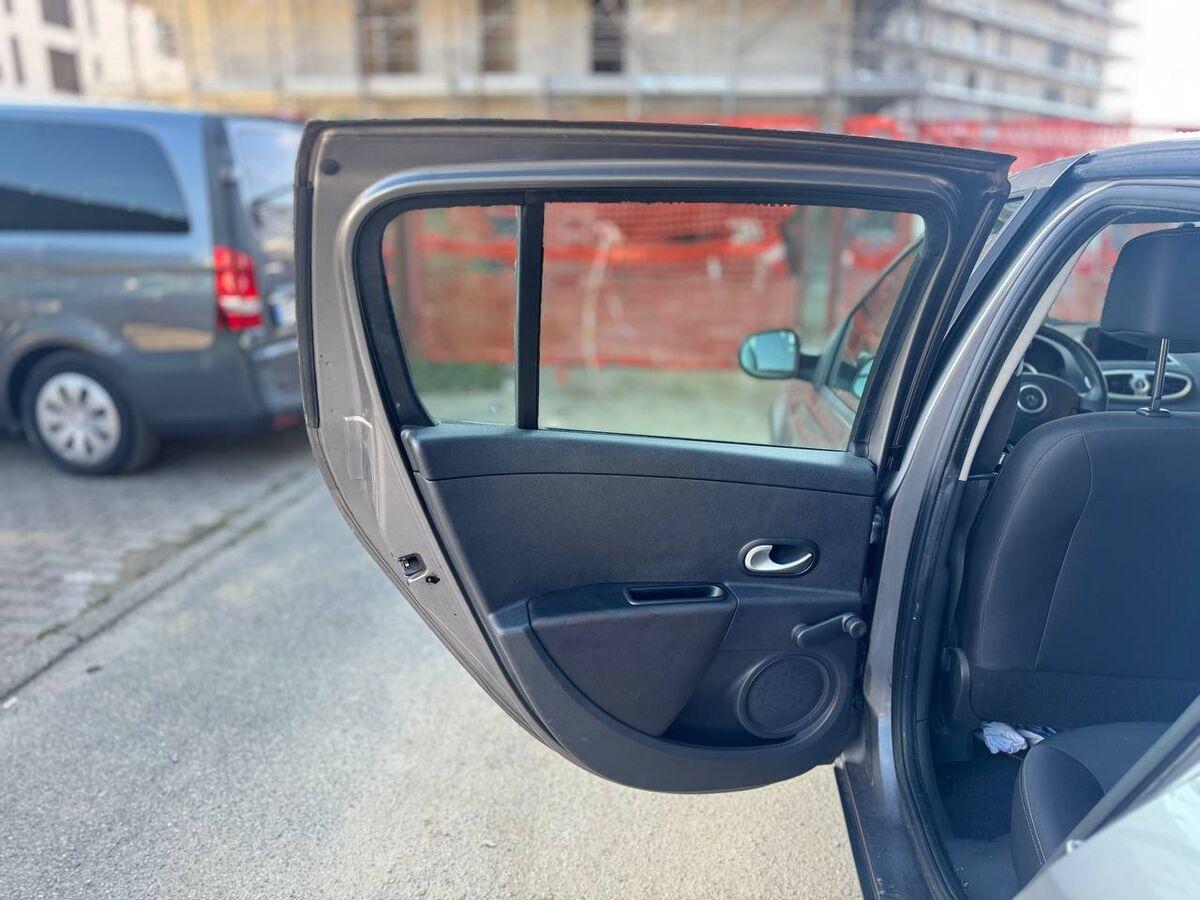 Renault Clio 1.2 16v Luxe 5p