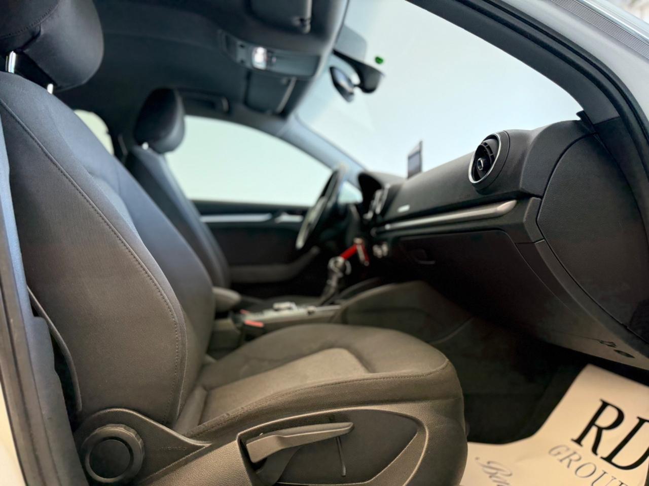 Audi A3 SPB 30 1.6 TDI S tronic Sport 116CV