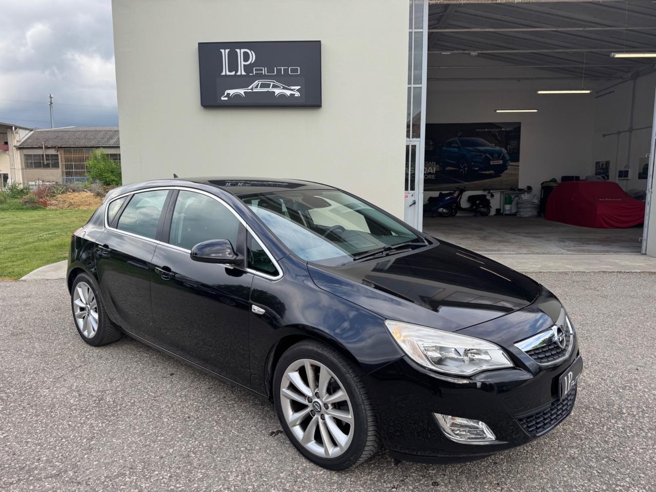 Opel Astra 1.7 CDTI 110CV 5 porte Cosmo