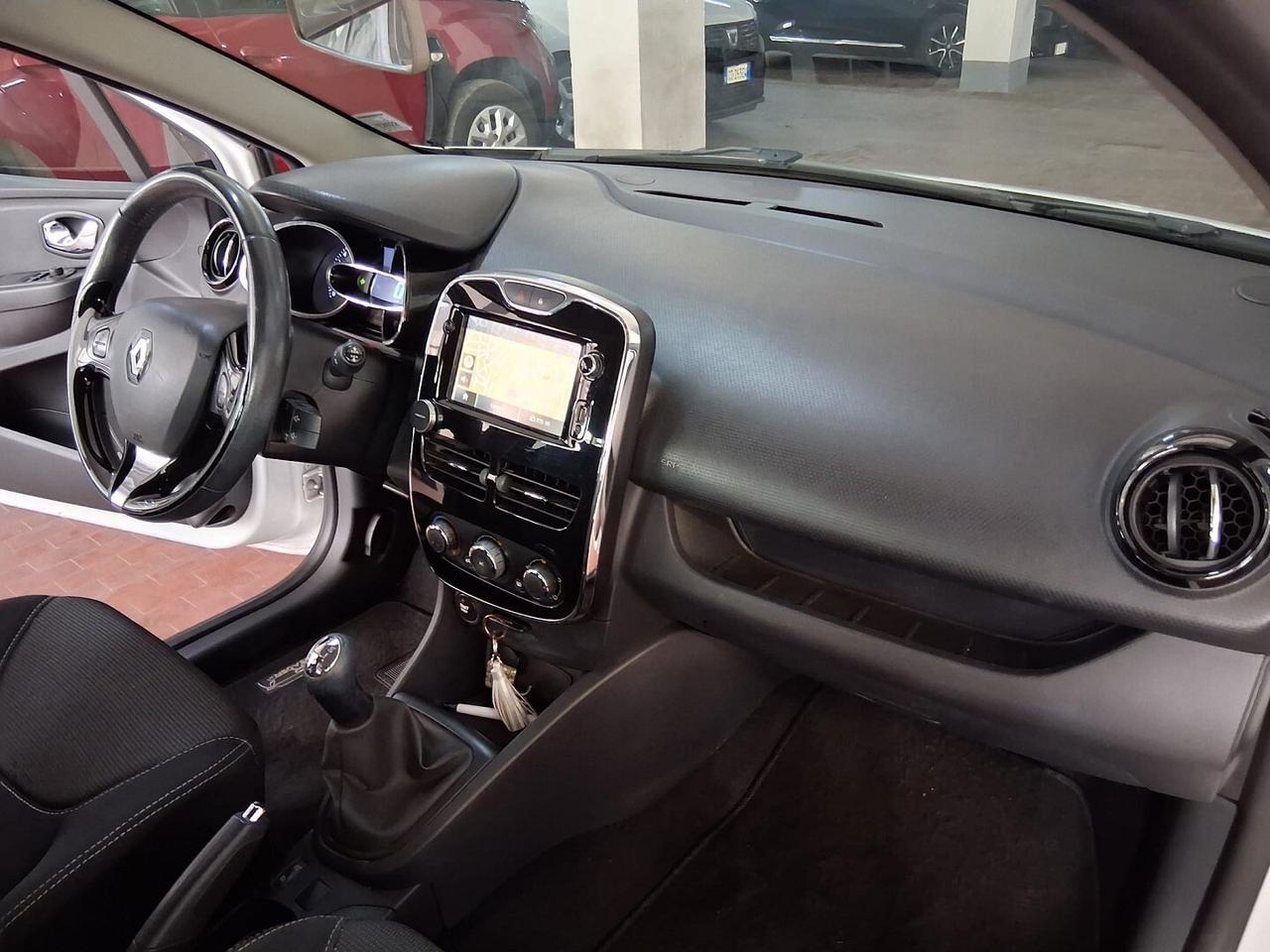 Renault Clio 1.2 16v 75cv Life Ok NEOP.