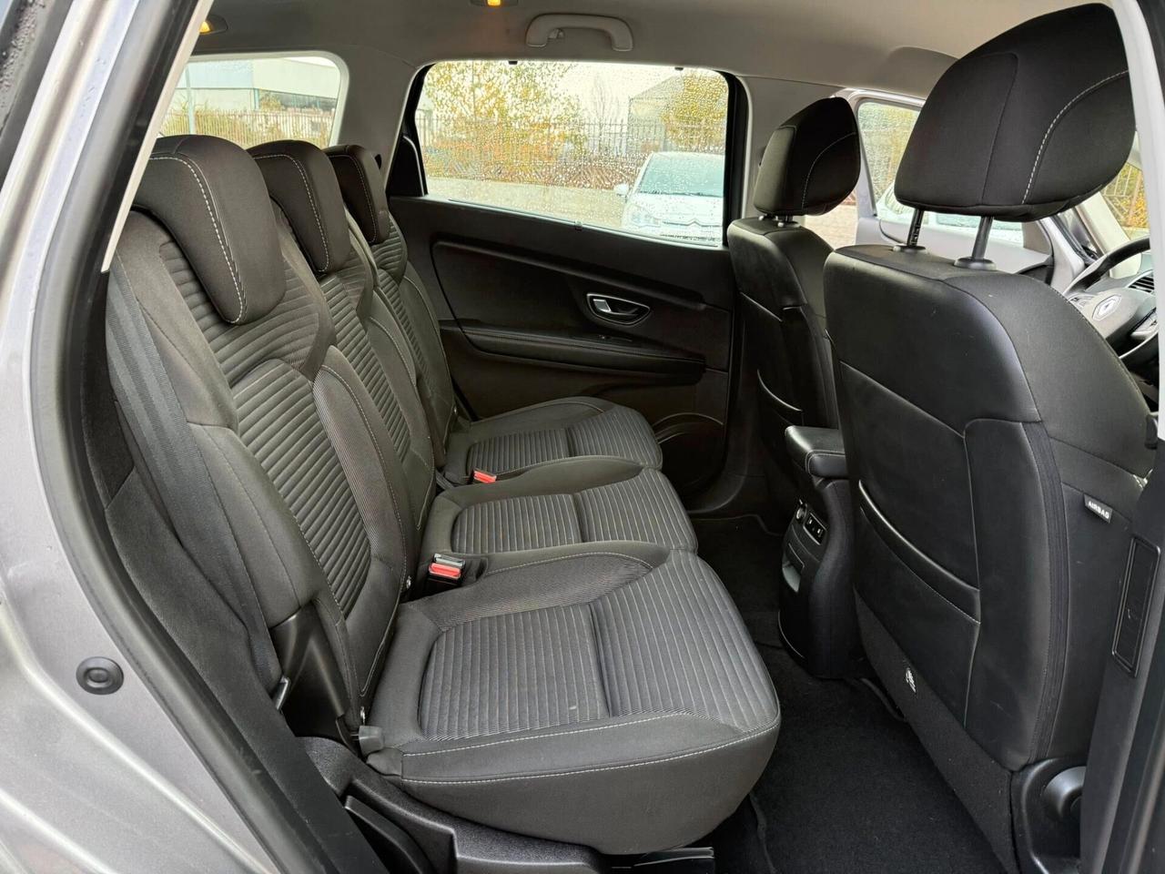 Renault Grand Scenic 150 CV EDC -7 POSTI-