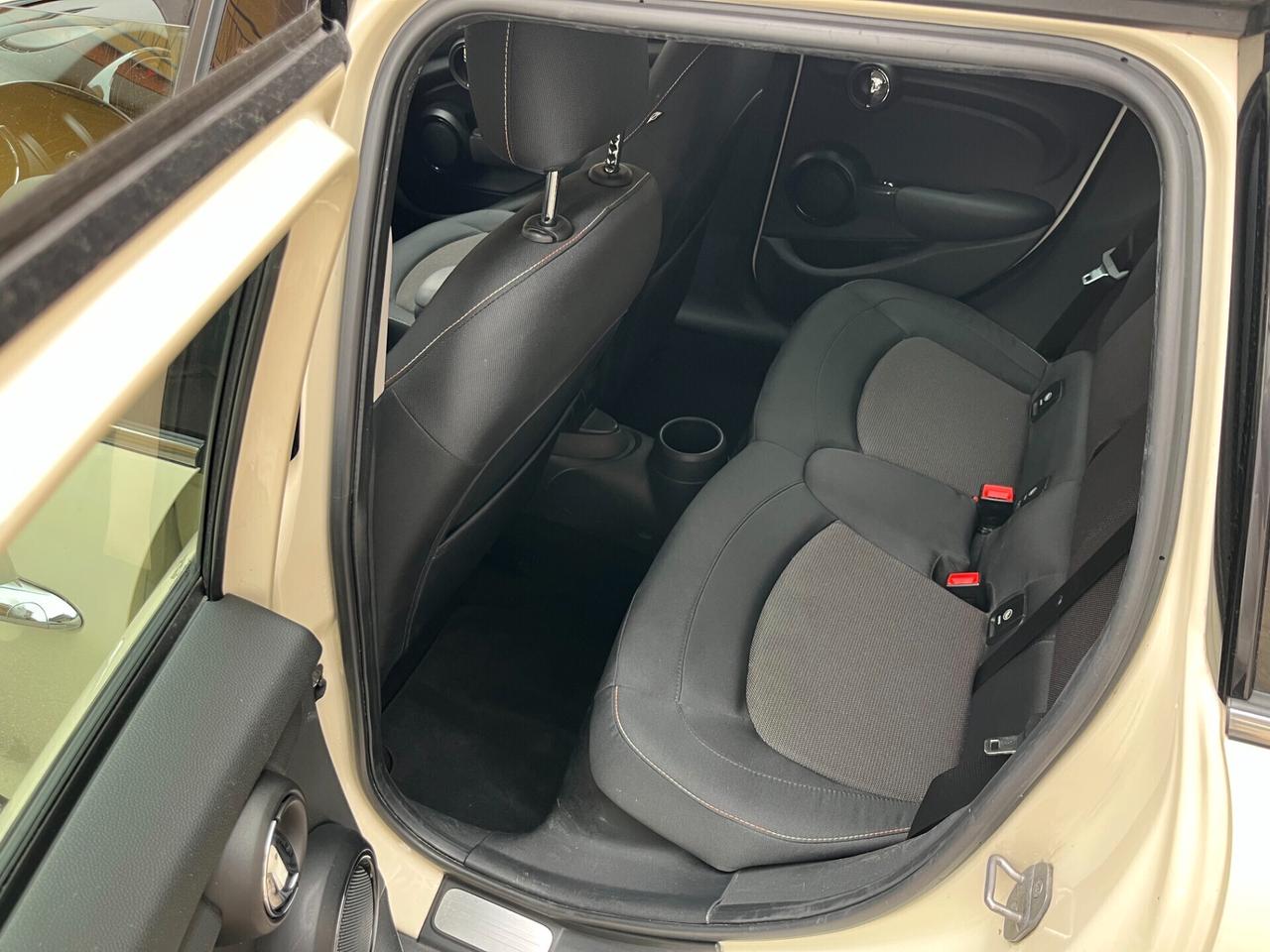 Mini 1.5 One D Business XL 5 porte