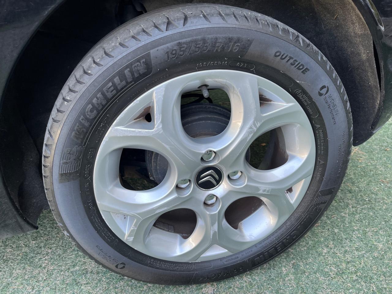 Citroen C3/1.2 benzina/Euro5B/82CV/neopatentato/unico proprietario