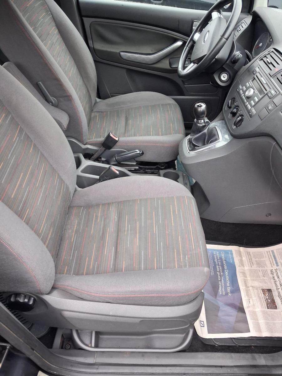 FORD - C-Max - 1.8 Titanium