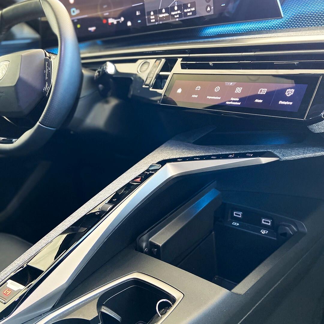 Peugeot 3008 Hybrid 136 e-DCS6 GT