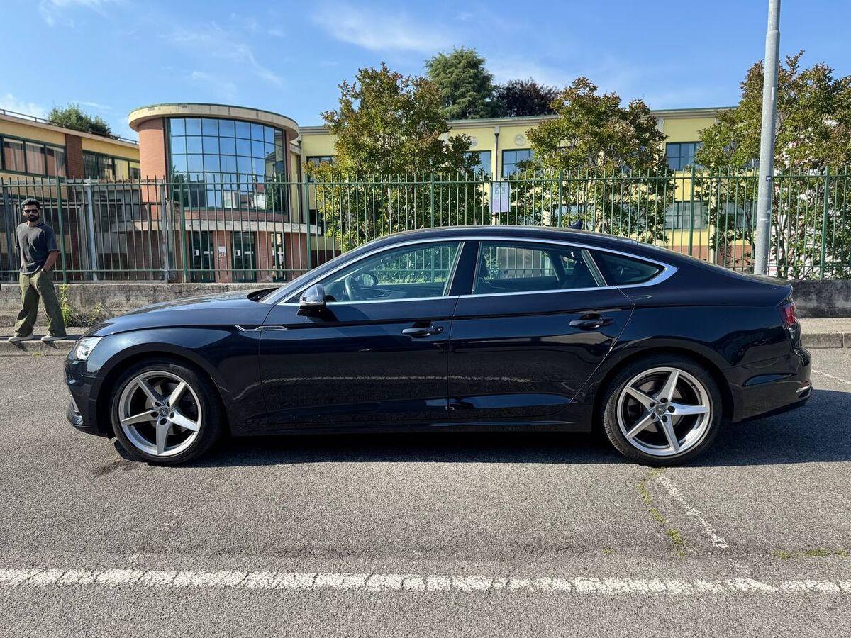 Audi A5 40 2.0 tfsi mhev Business 190cv s-tronic