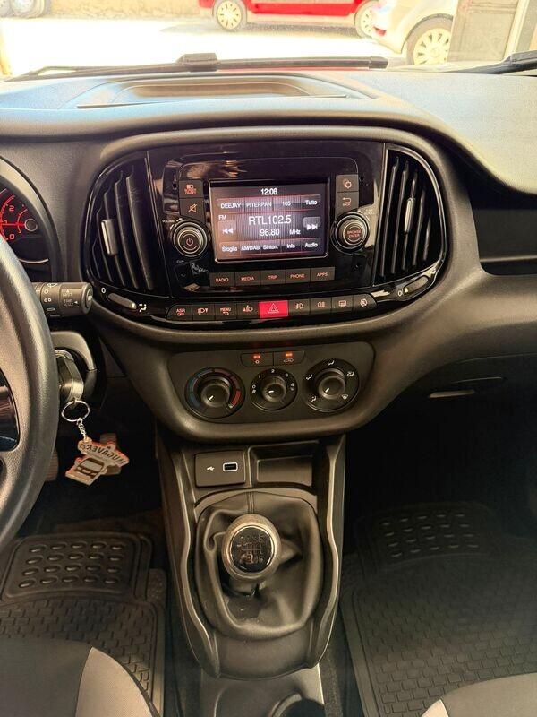 FIAT DOBLO' MAXI 1.6 AUTOCARRO 5 POSTI